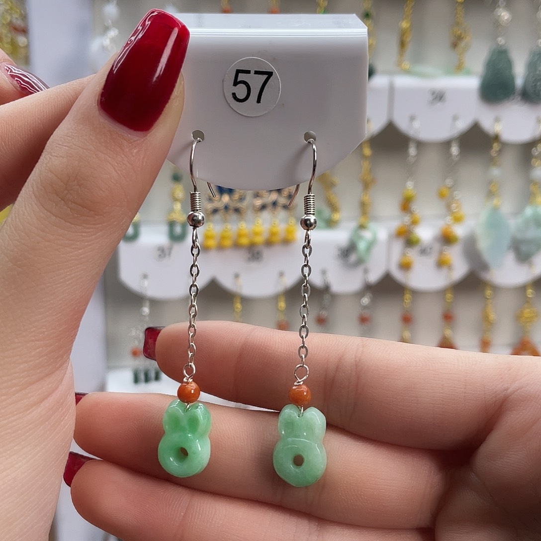 翡翠未镶嵌耳饰57