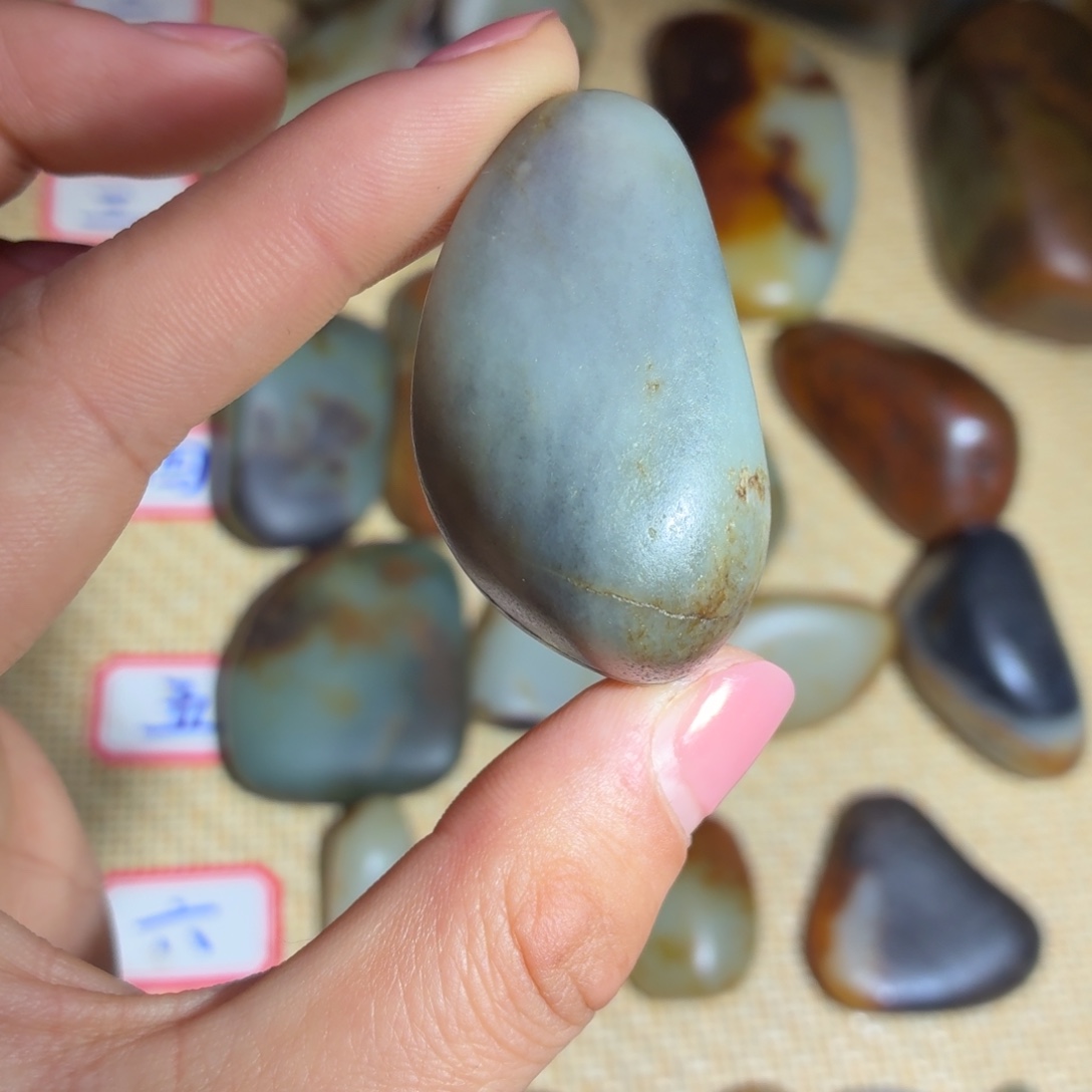 和田玉未镶嵌挂件50g