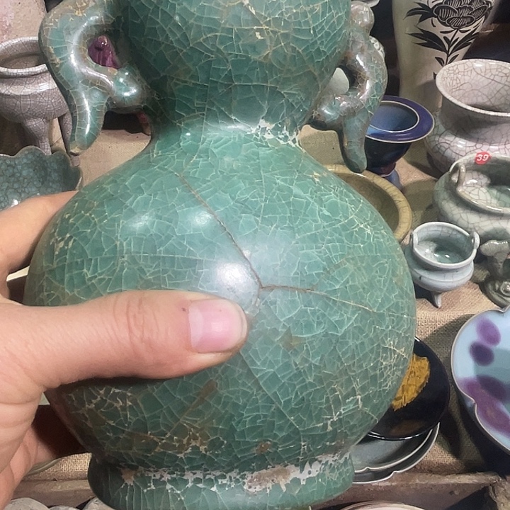 大***形瓷片瓷器。。。。。。瓷瓶