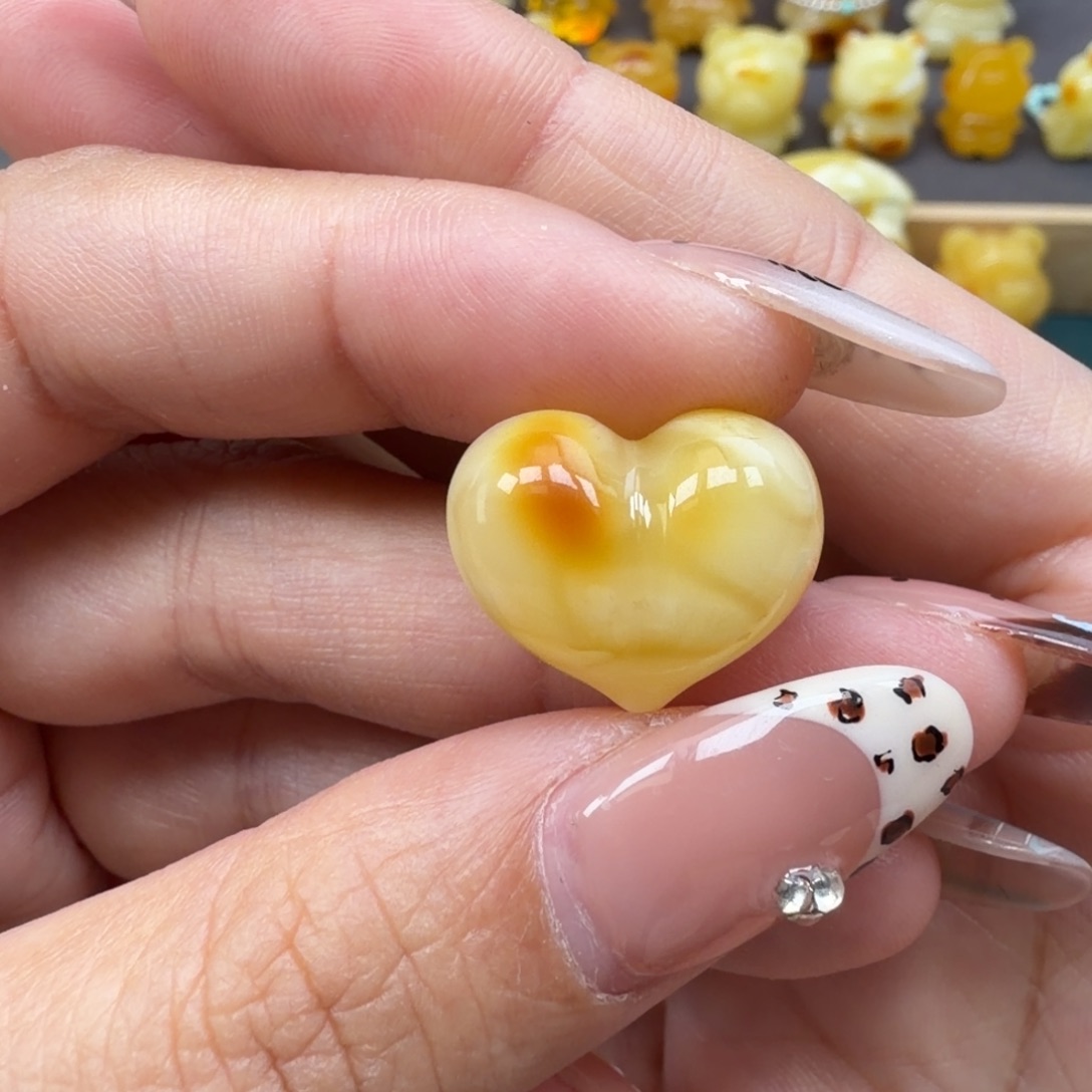 琥珀未镶嵌裸石蜜蜡