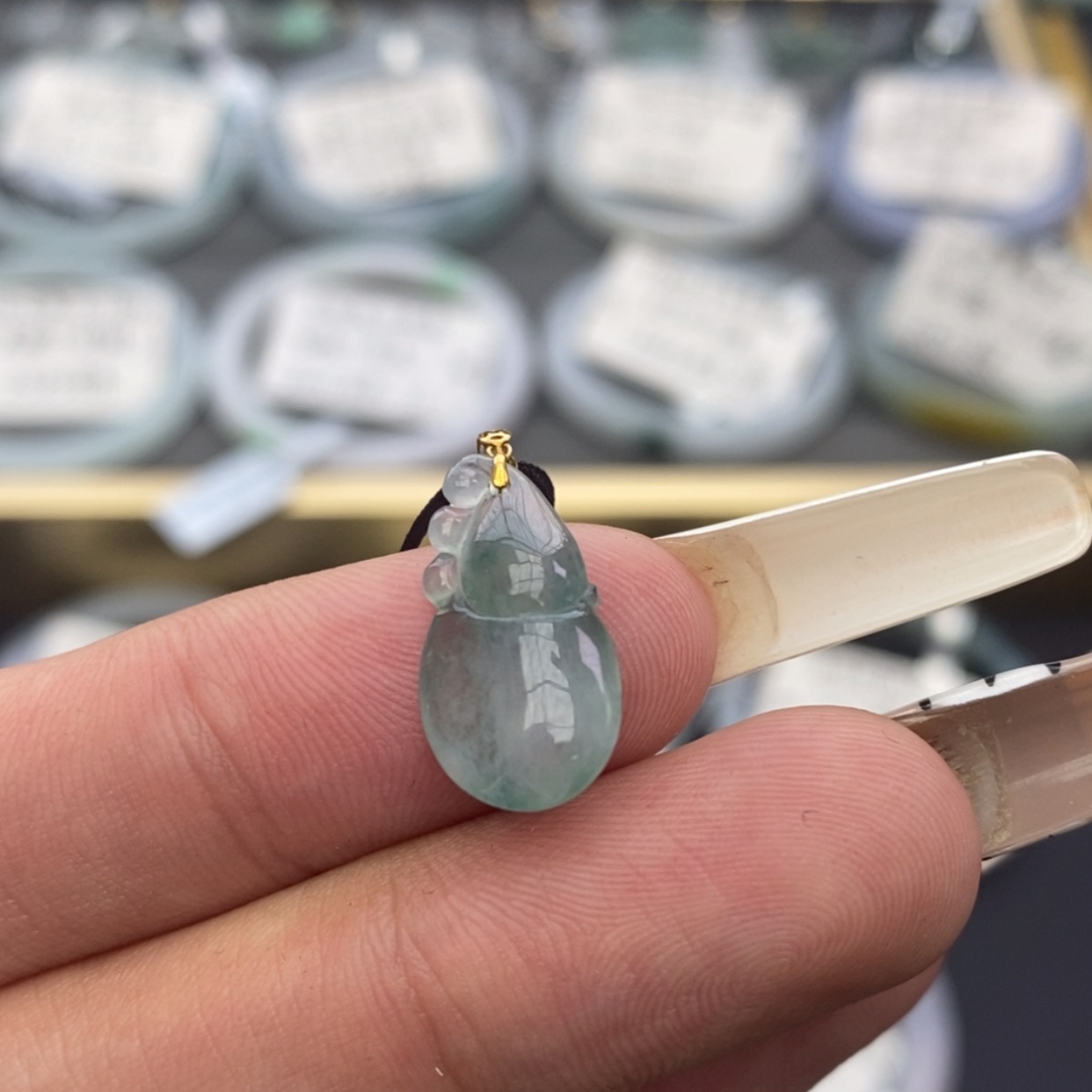 【闪购商品】颈饰18K金镶嵌翡翠