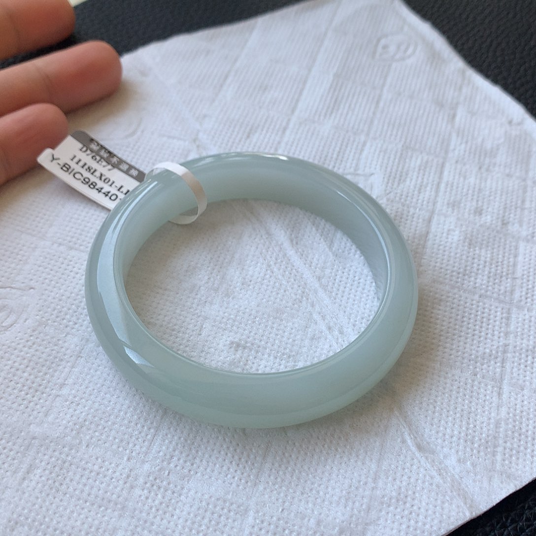 翡翠未镶嵌手镯3号