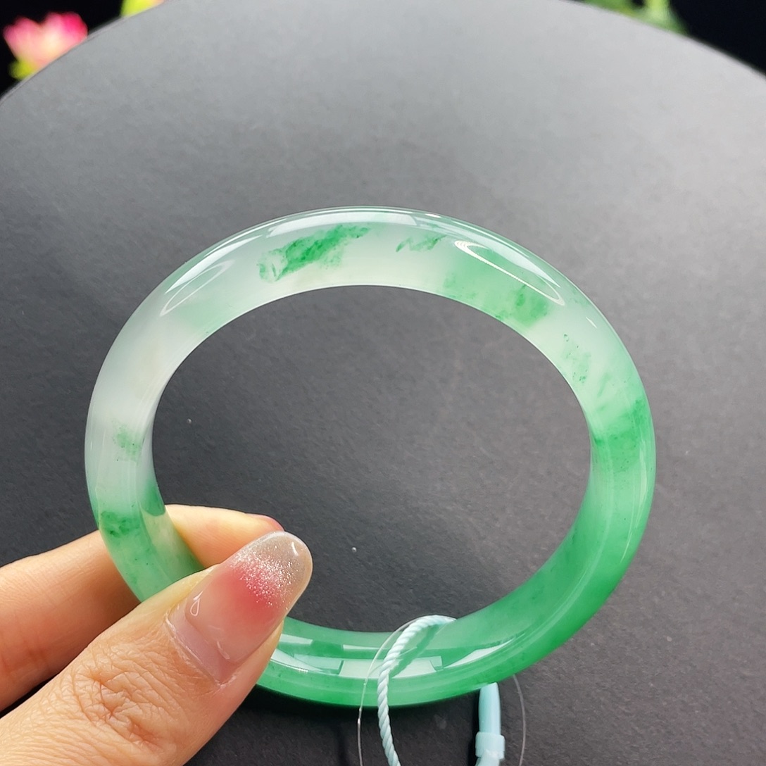 石英质玉手镯未镶嵌57佳