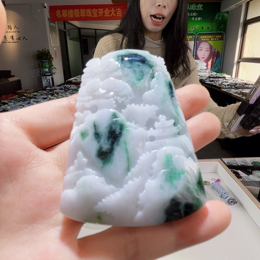 颈饰未镶嵌翡翠翡翠