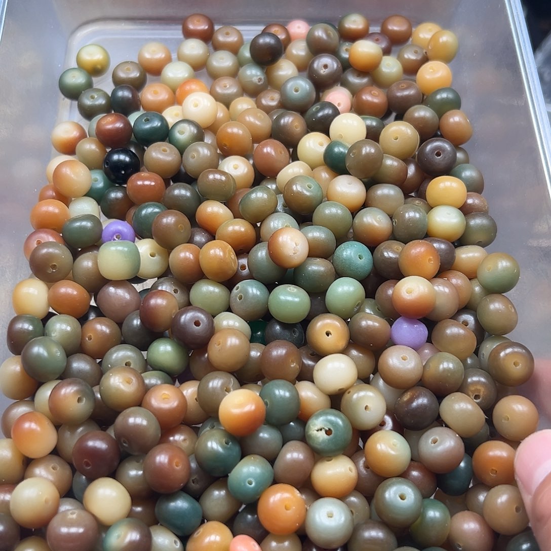 踏***梅手串菩提根/象牙果瑕疵敦煌一包