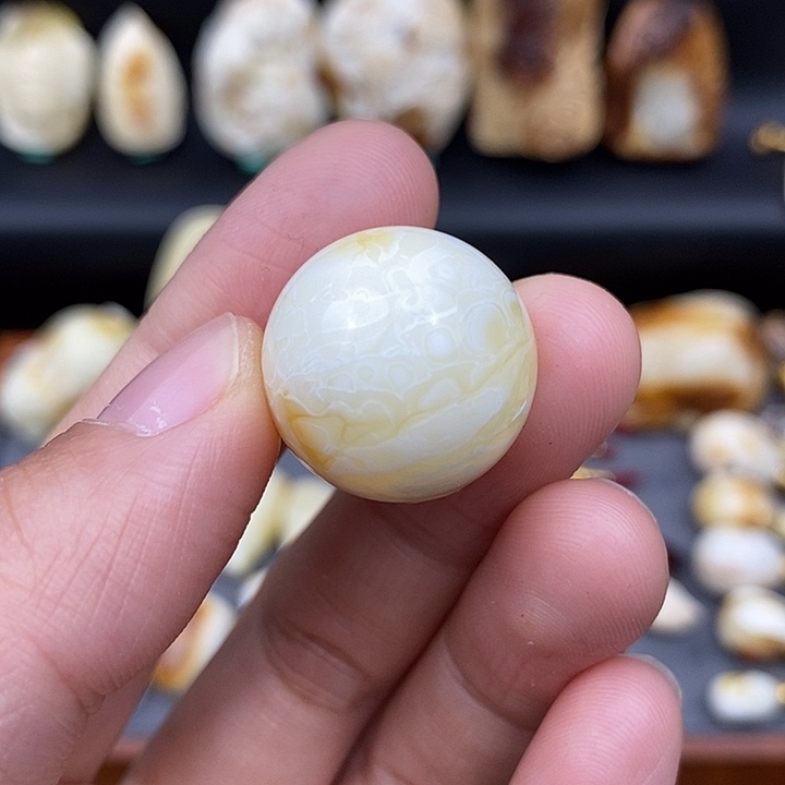 琥珀裸石未镶嵌20圆珠z89
