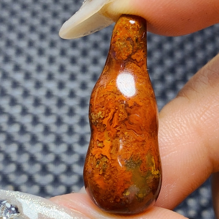 玛瑙/玉髓颈饰未镶嵌三**圣