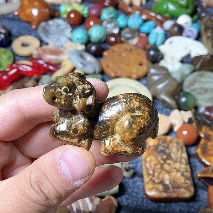 和田玉未镶嵌颈饰100