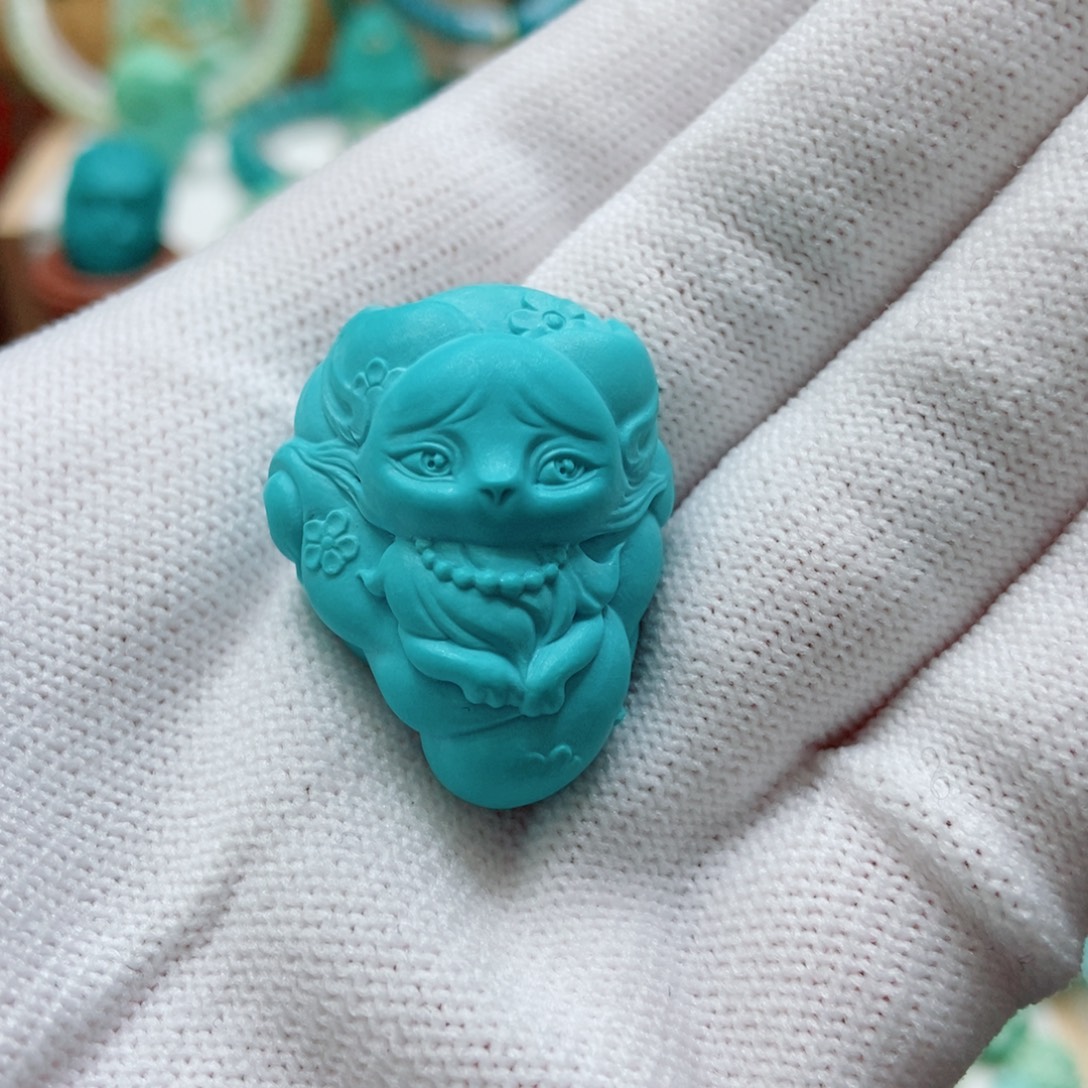 绿松石未镶嵌九尾狐