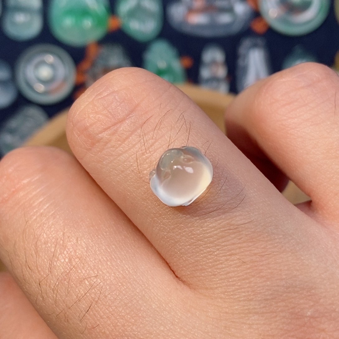 翡翠颈饰未镶嵌金蟾