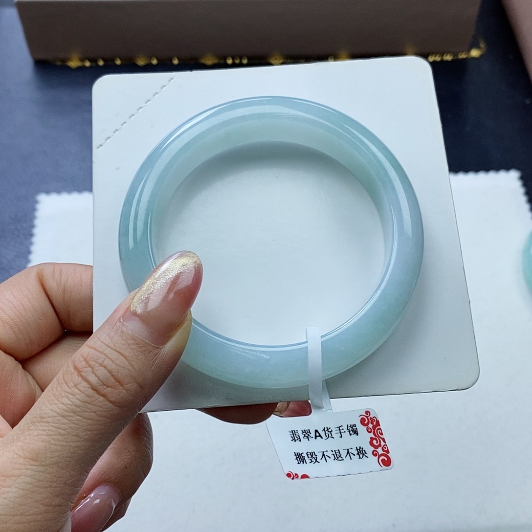 未镶嵌手镯翡翠58圈口
