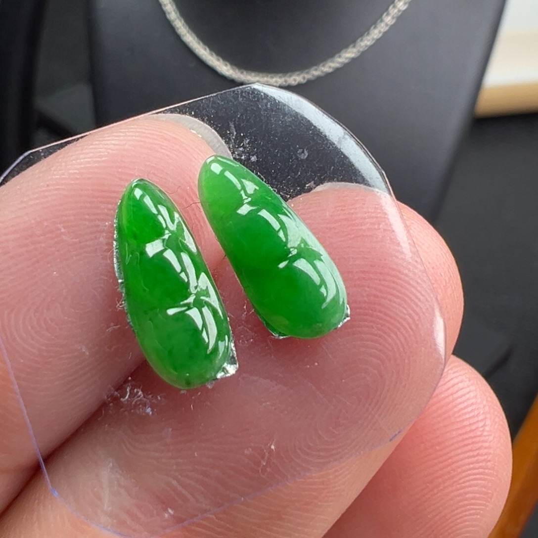 翡翠未镶嵌颈饰豆子12.5