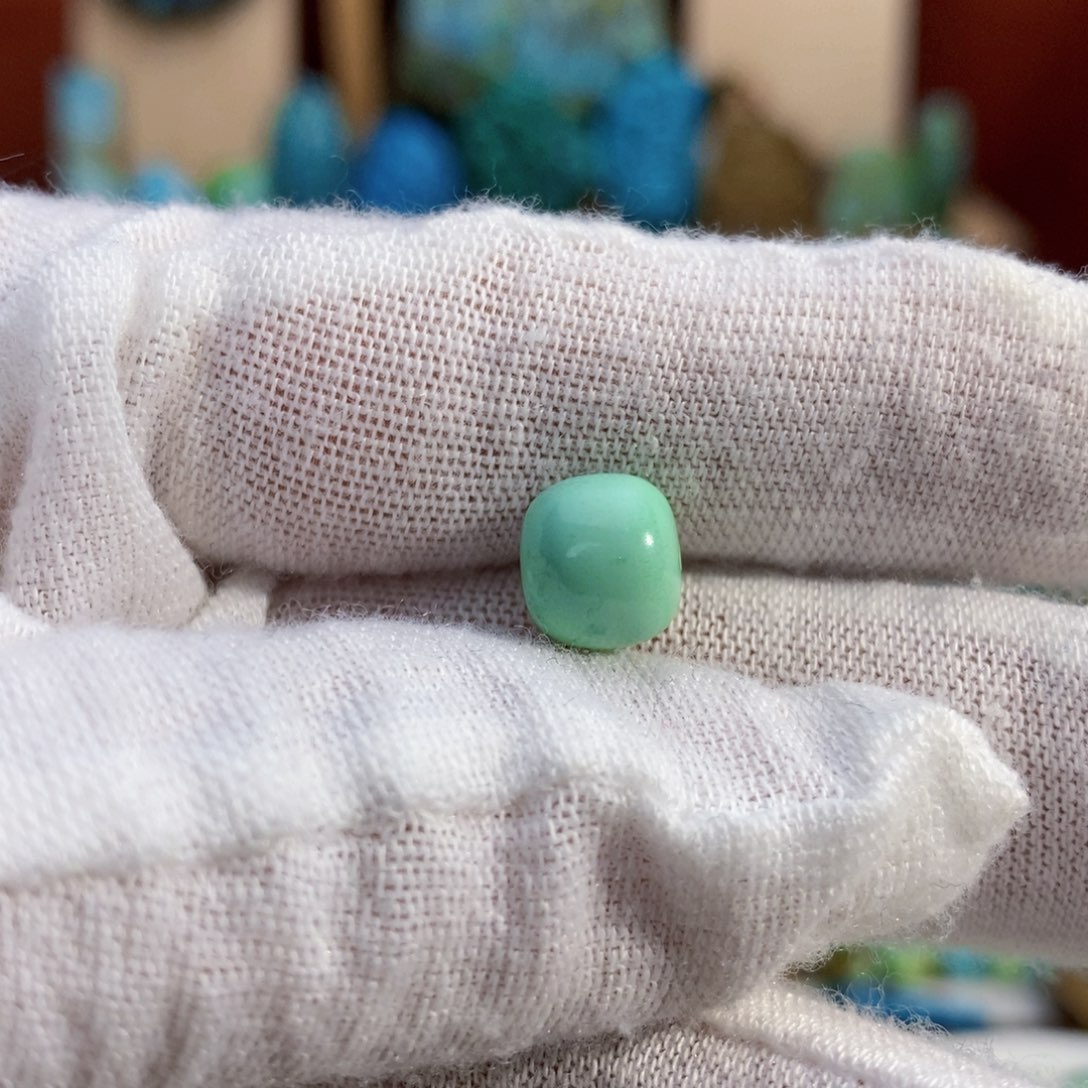 定制绿松石菜籽绿老型