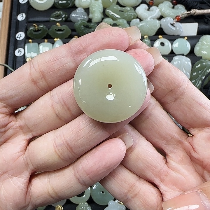 和田玉未镶嵌吊坠(不含链)旺****厂