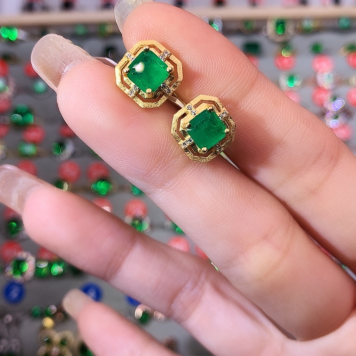 祖母绿耳饰银S925镶嵌