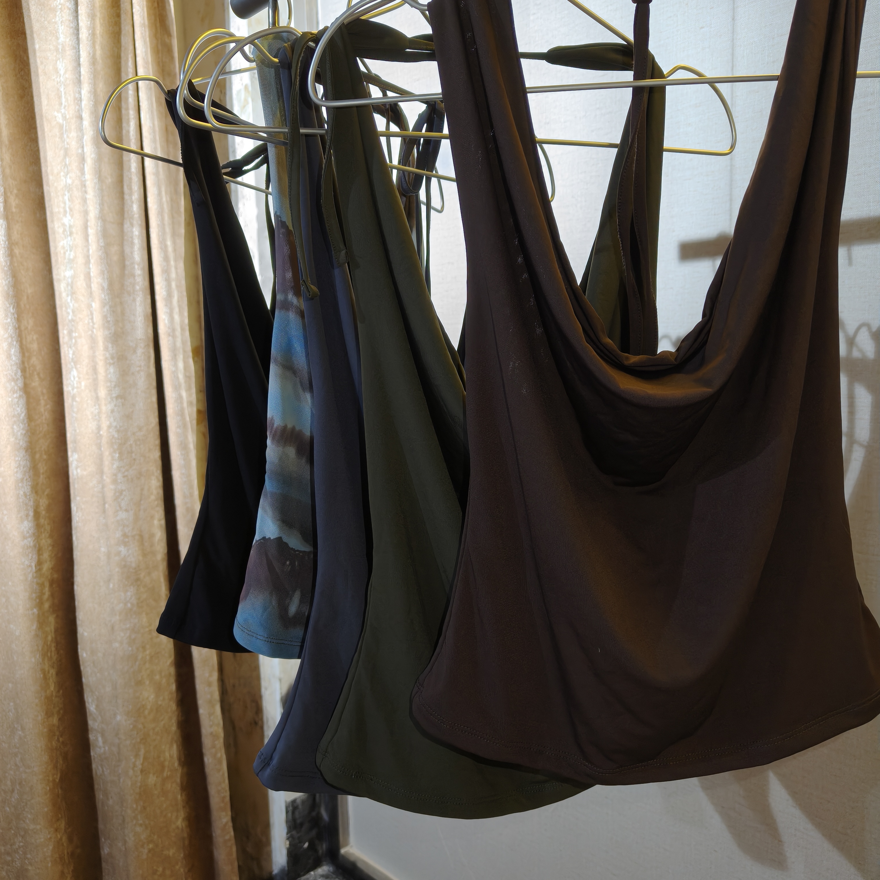 gla挂脖荡领背心NO退换