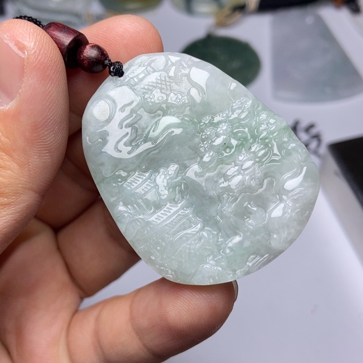 翡翠未镶嵌颈饰翡翠