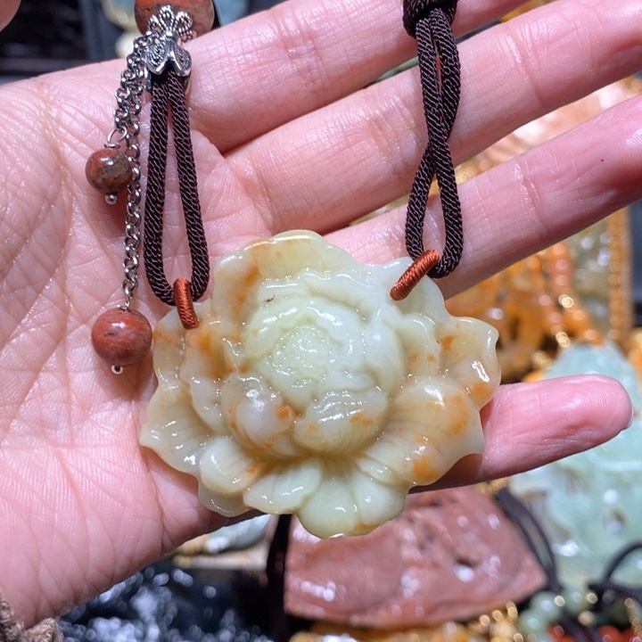 岫玉毛衣链未镶嵌