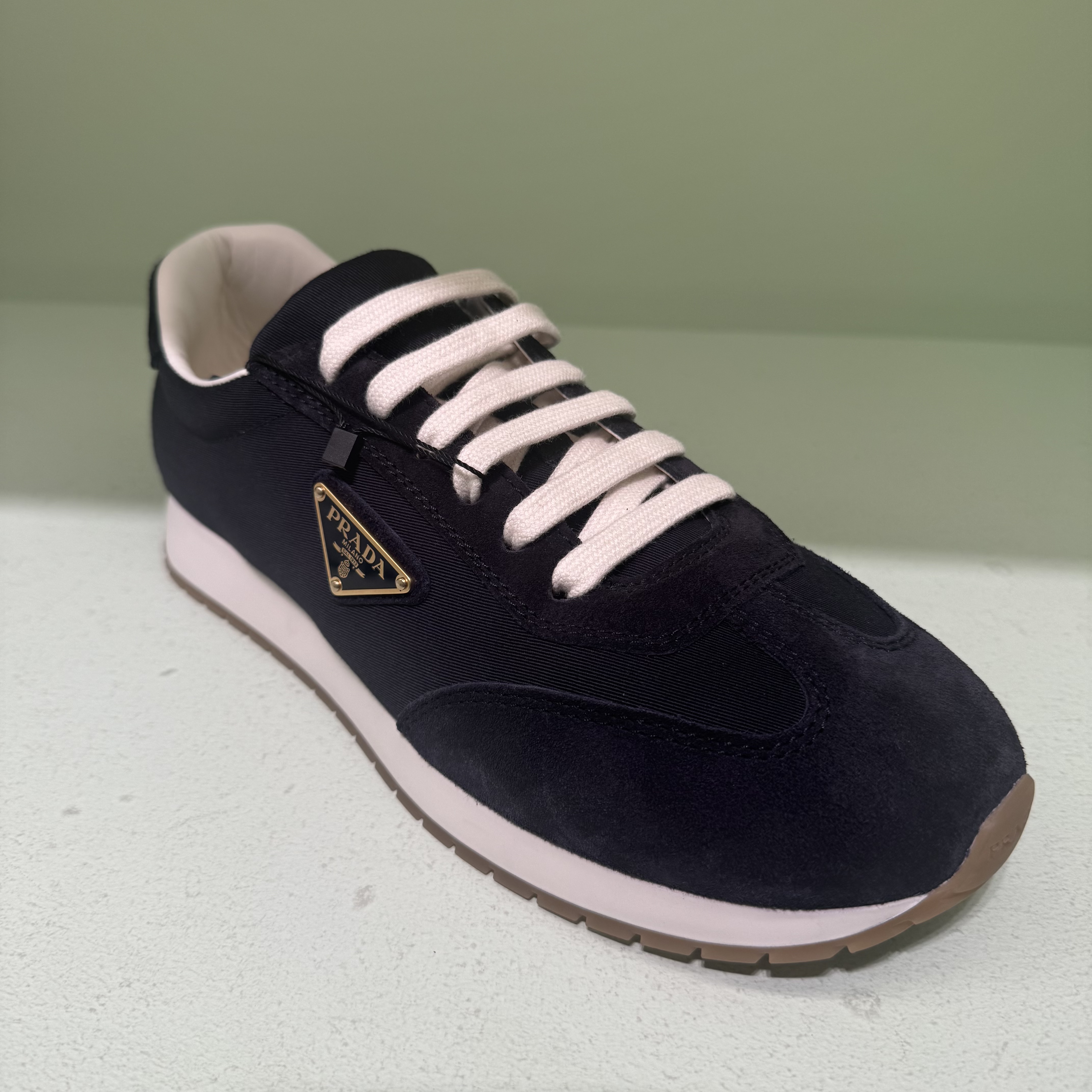 【巴黎直邮】Prada普拉达男鞋系带休闲舒适百搭男士平底运动鞋2EG43