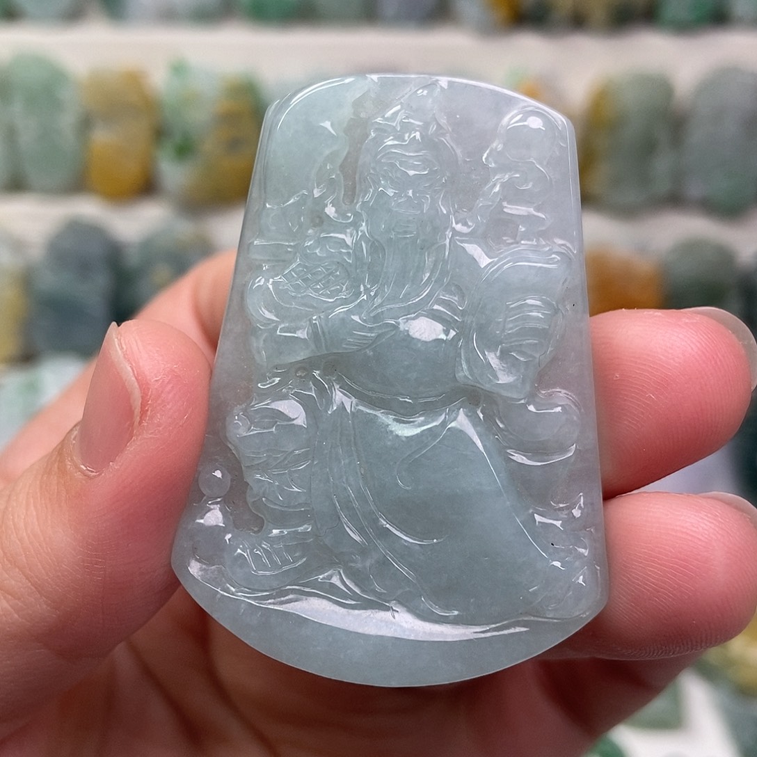 翡翠未镶嵌吊坠(赠链)