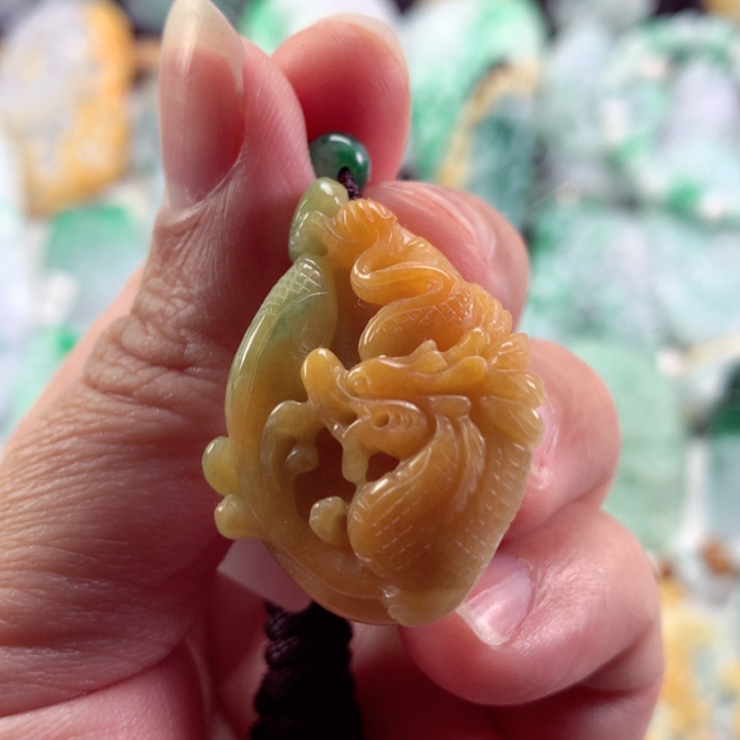 【闪购商品】翡翠吊坠(不含链)未镶嵌