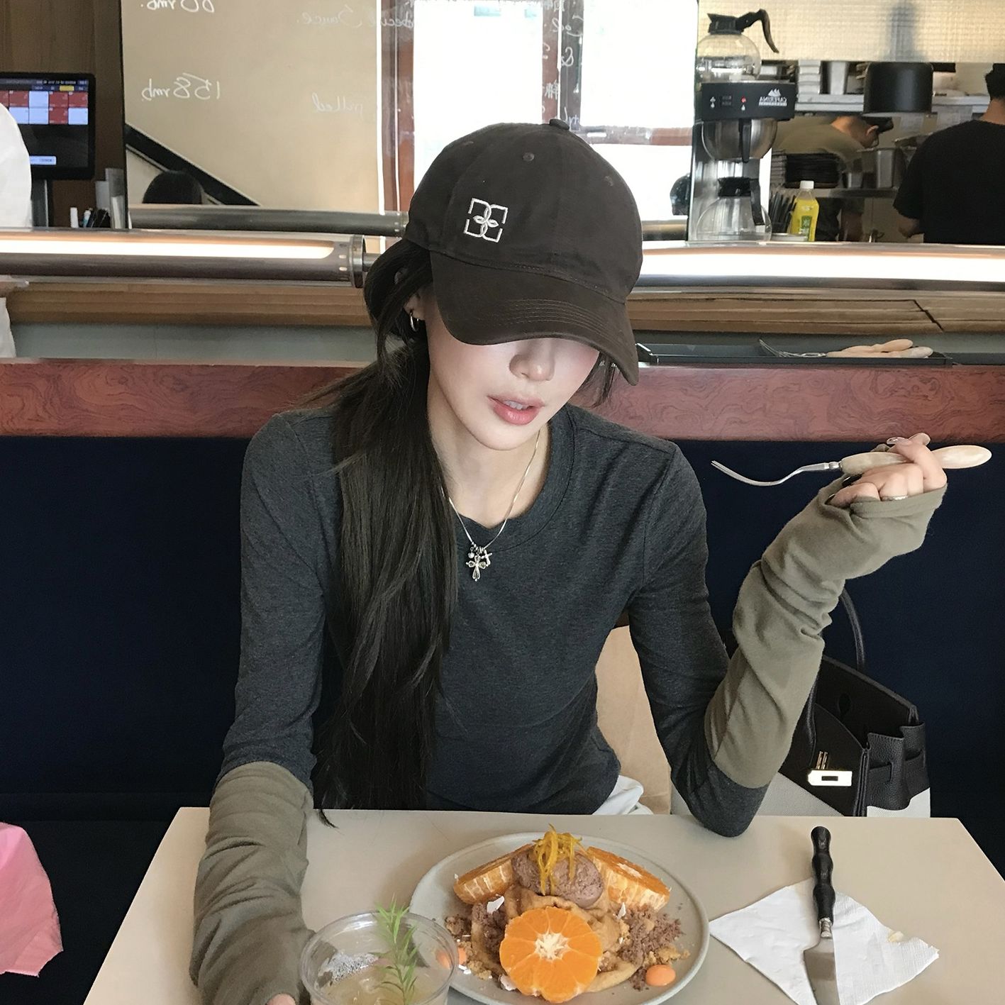 QYao Girls圆领袖口拼接内搭T恤女秋季修身美式设计感长袖上衣