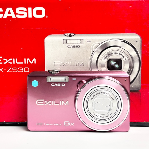 95新 Casio/卡西欧 zs30爆款2010万像素6倍光学变焦复古ccd相机