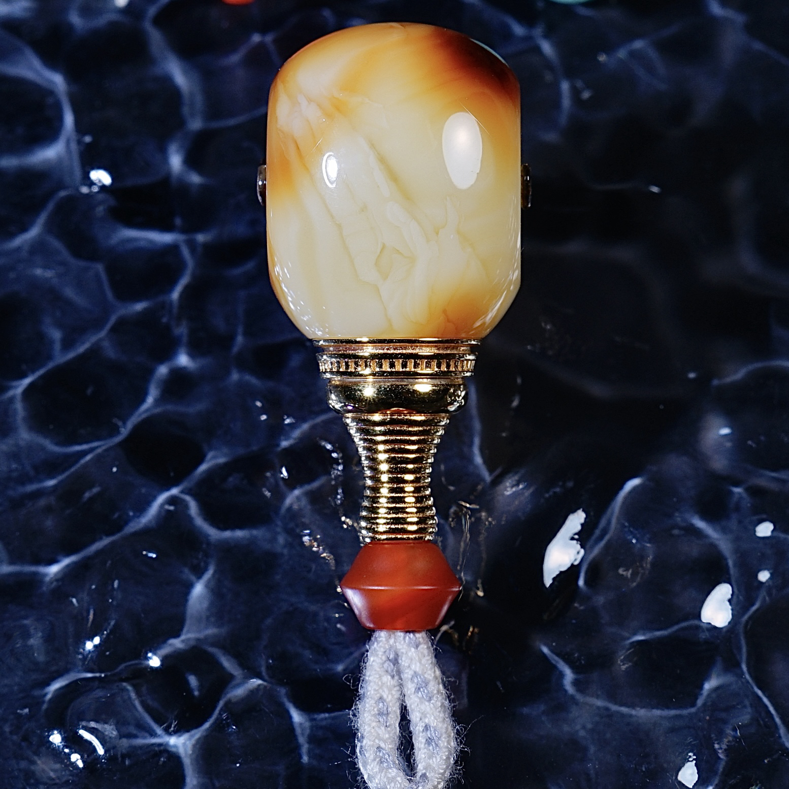 天然沁色蜜蜡精工18k金分体三通