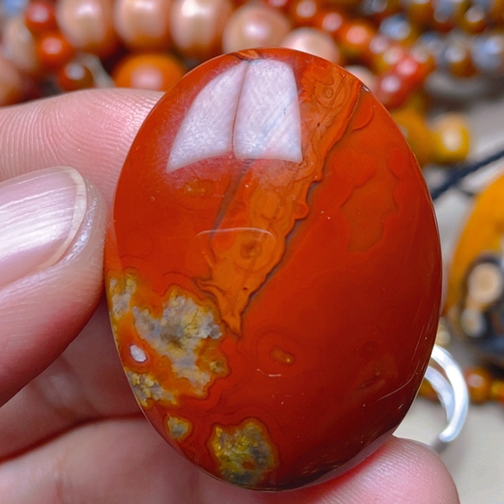 玛瑙/玉髓未镶嵌吊坠