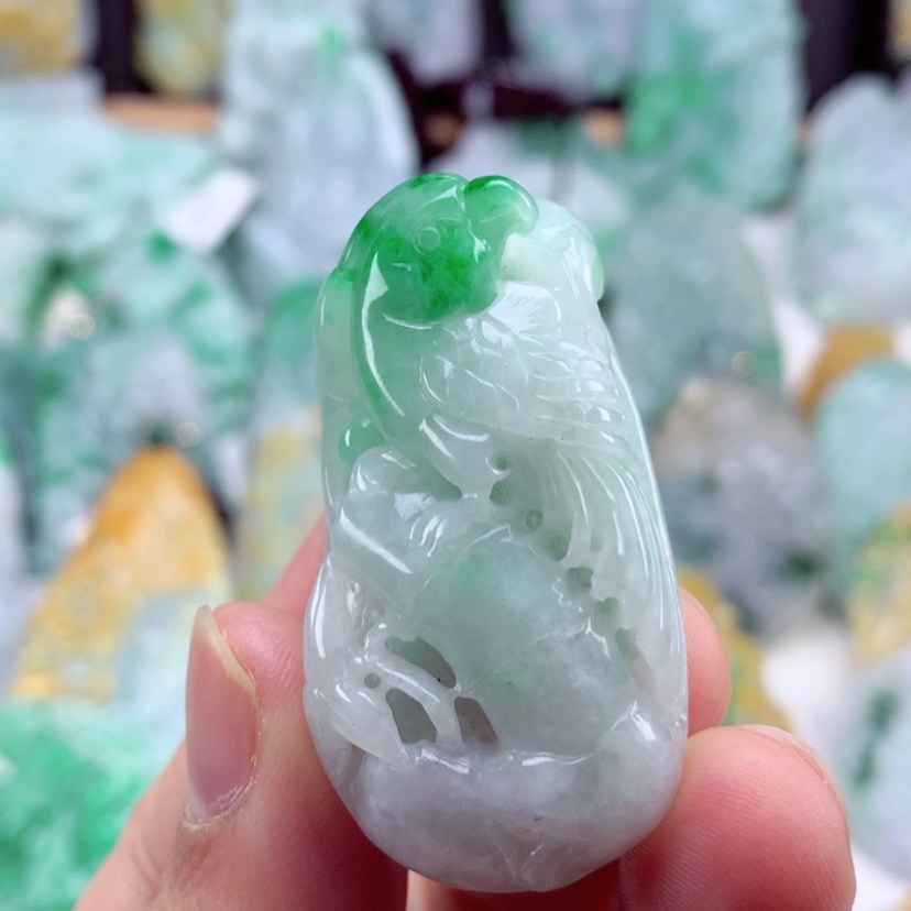 【闪购商品】翡翠吊坠(不含链)未镶嵌