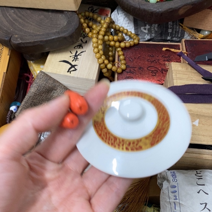 瓷片哈中古工艺品一件