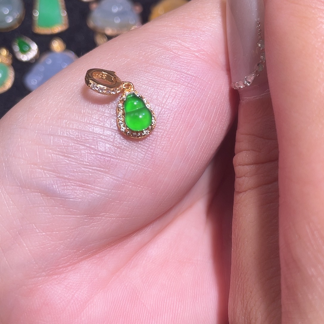 翡翠银S925镶嵌颈饰天然翡翠