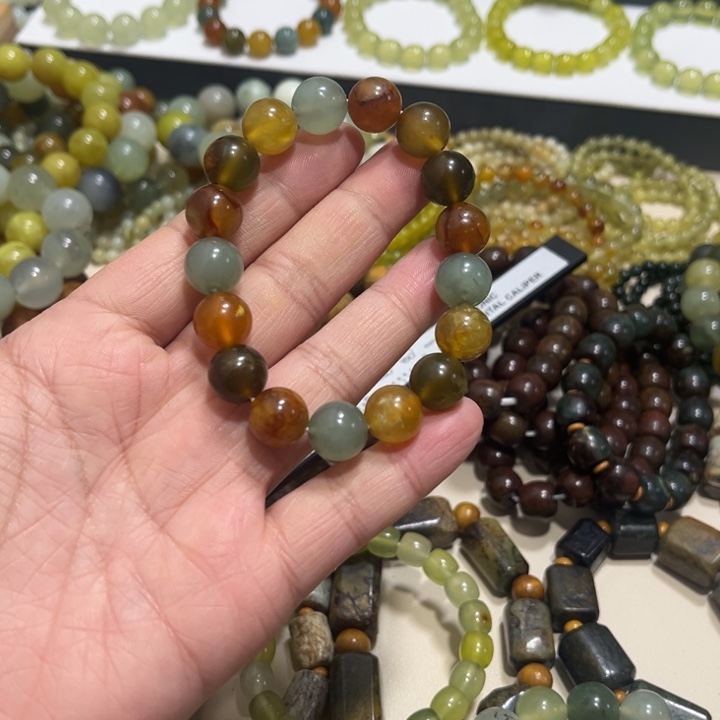 蛇纹石玉未镶嵌手链卡12微瑕