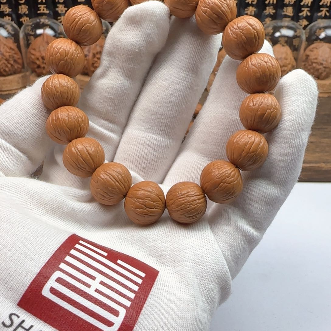 猴头核桃把件原皮原色全品聚宝盆