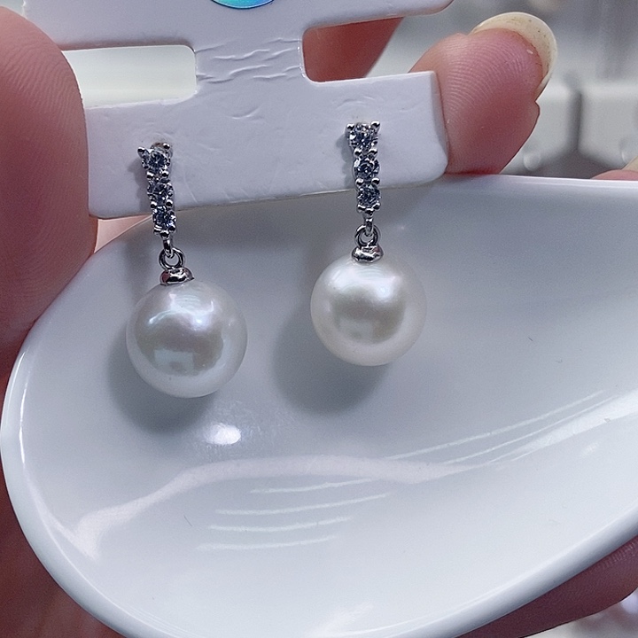 淡水珍珠银S925镶嵌耳饰A