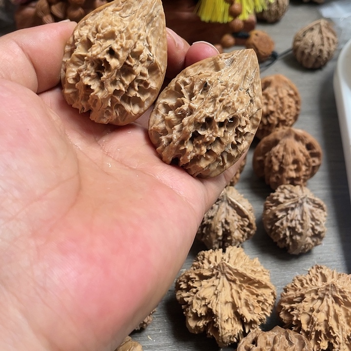 【闪购商品】文玩核桃把件野生鸡心39尺