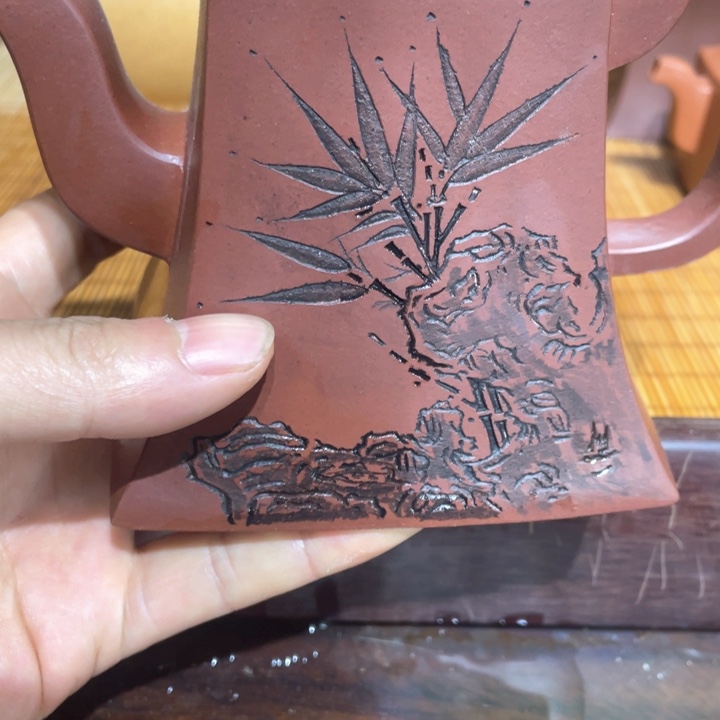 紫泥壶半手工斧头方壶