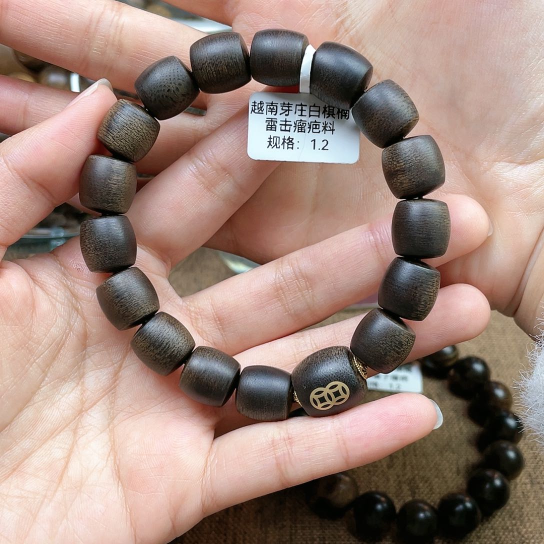 沉香手串艺****绘越南芽庄白棋楠