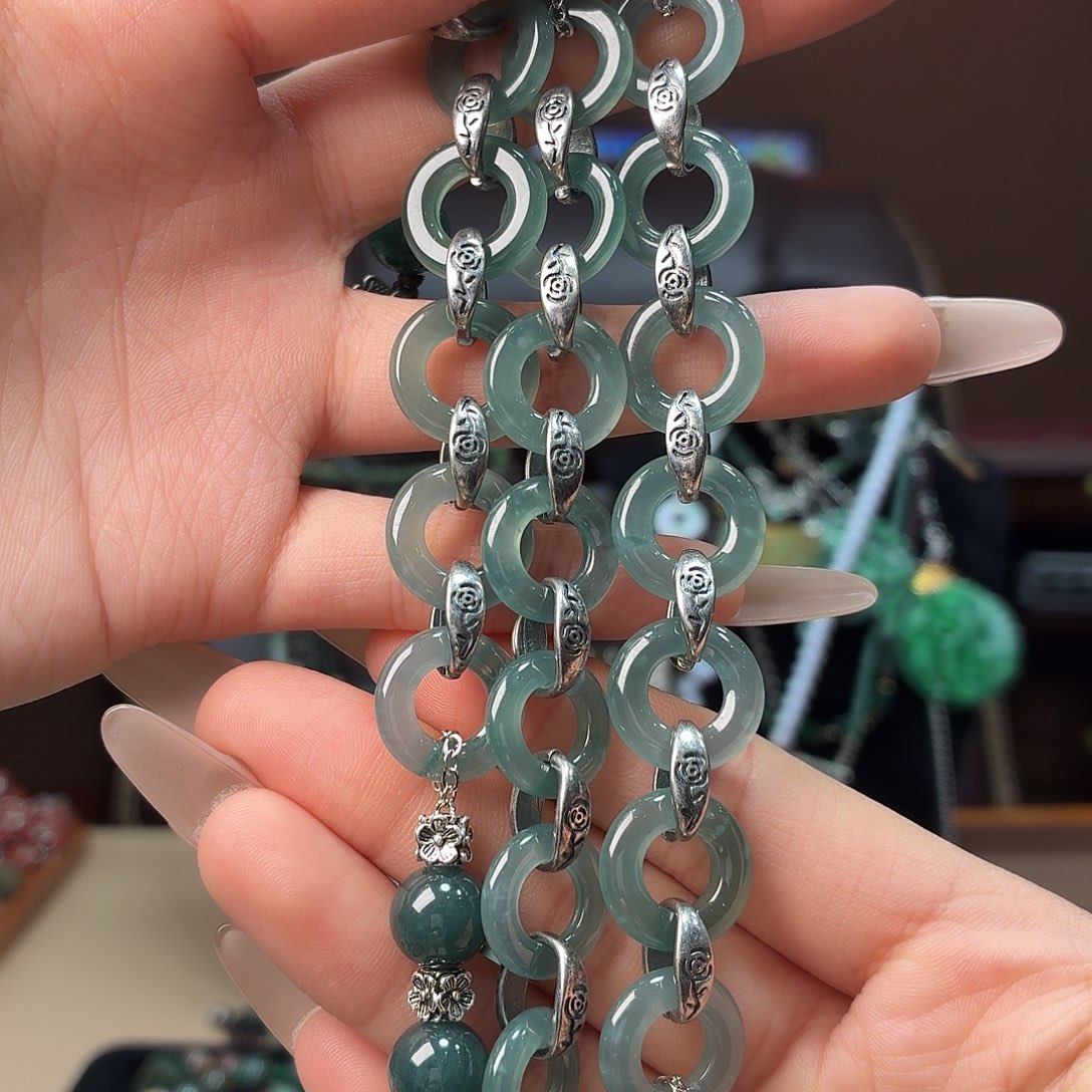 翡翠未镶嵌耳饰多样性发一手串