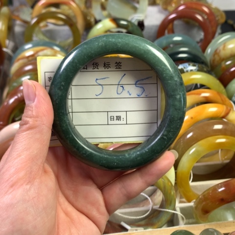 岫玉手镯未镶嵌5号