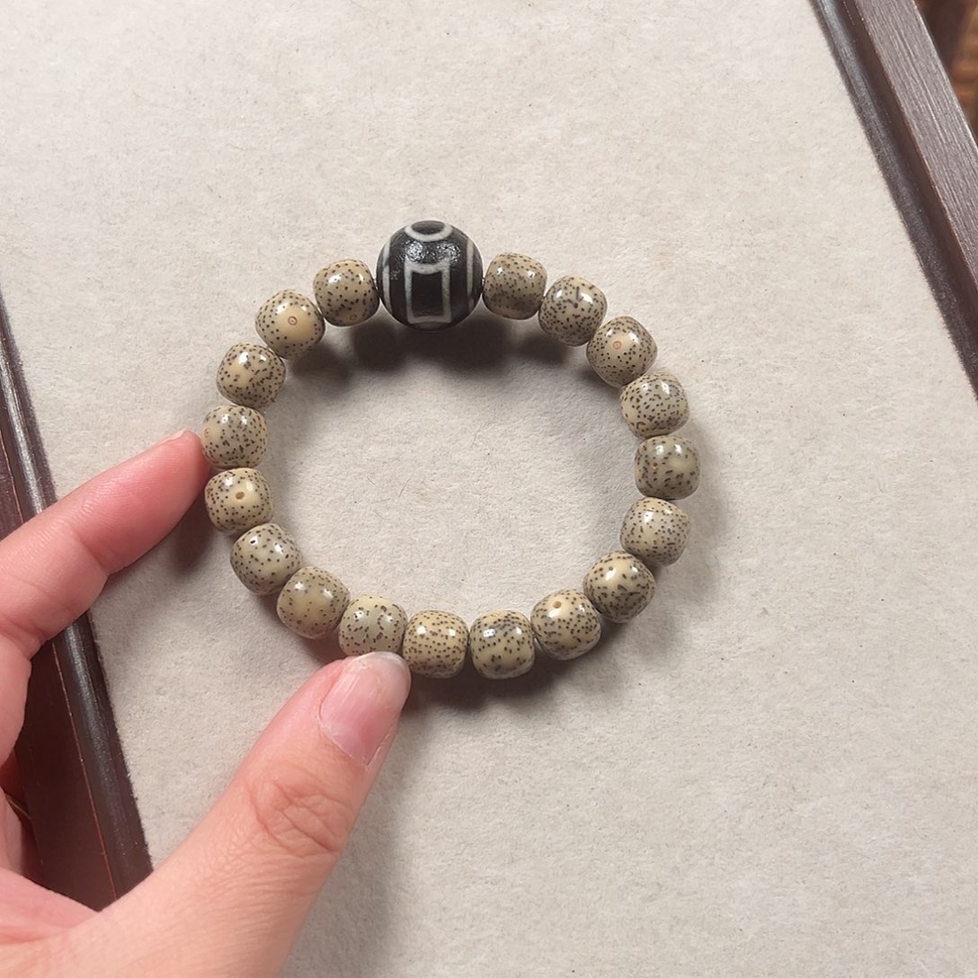 菩提手串未镶嵌星月菩提