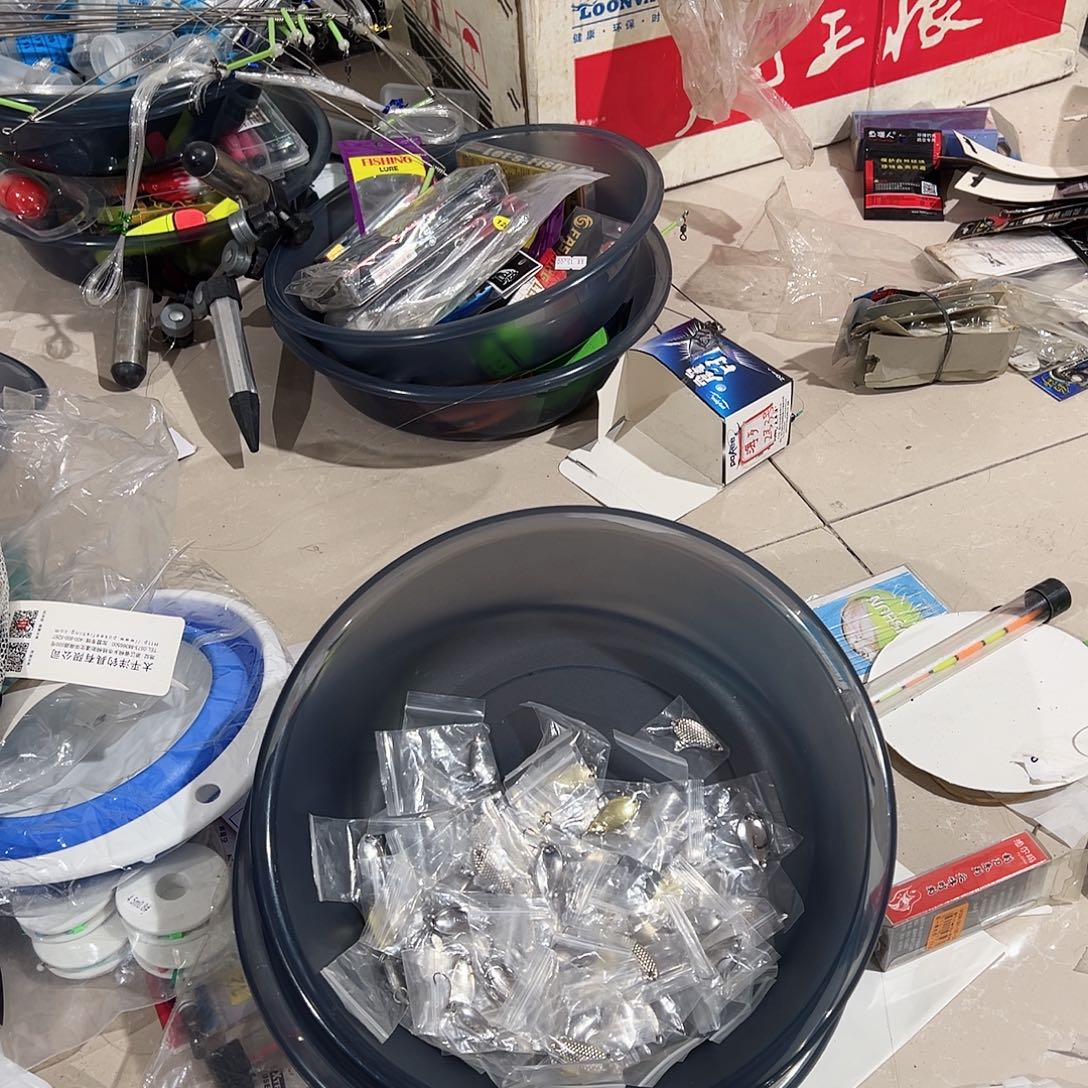 亮片钩子发10个79号啊啊啊