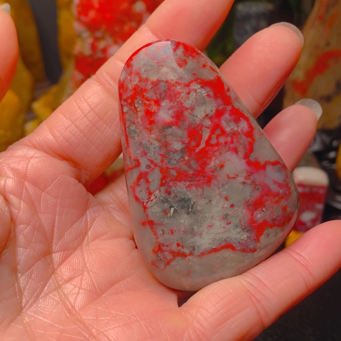 昌化鸡血石昌化鸡血石原石