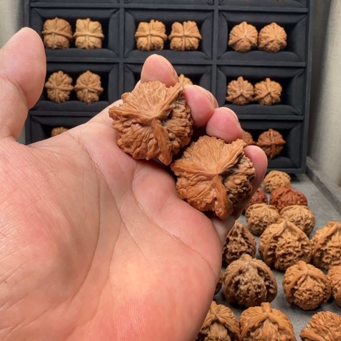 吊坠文玩核桃盘盘山