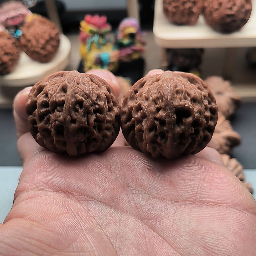 平***生文玩核桃吊坠磨盘