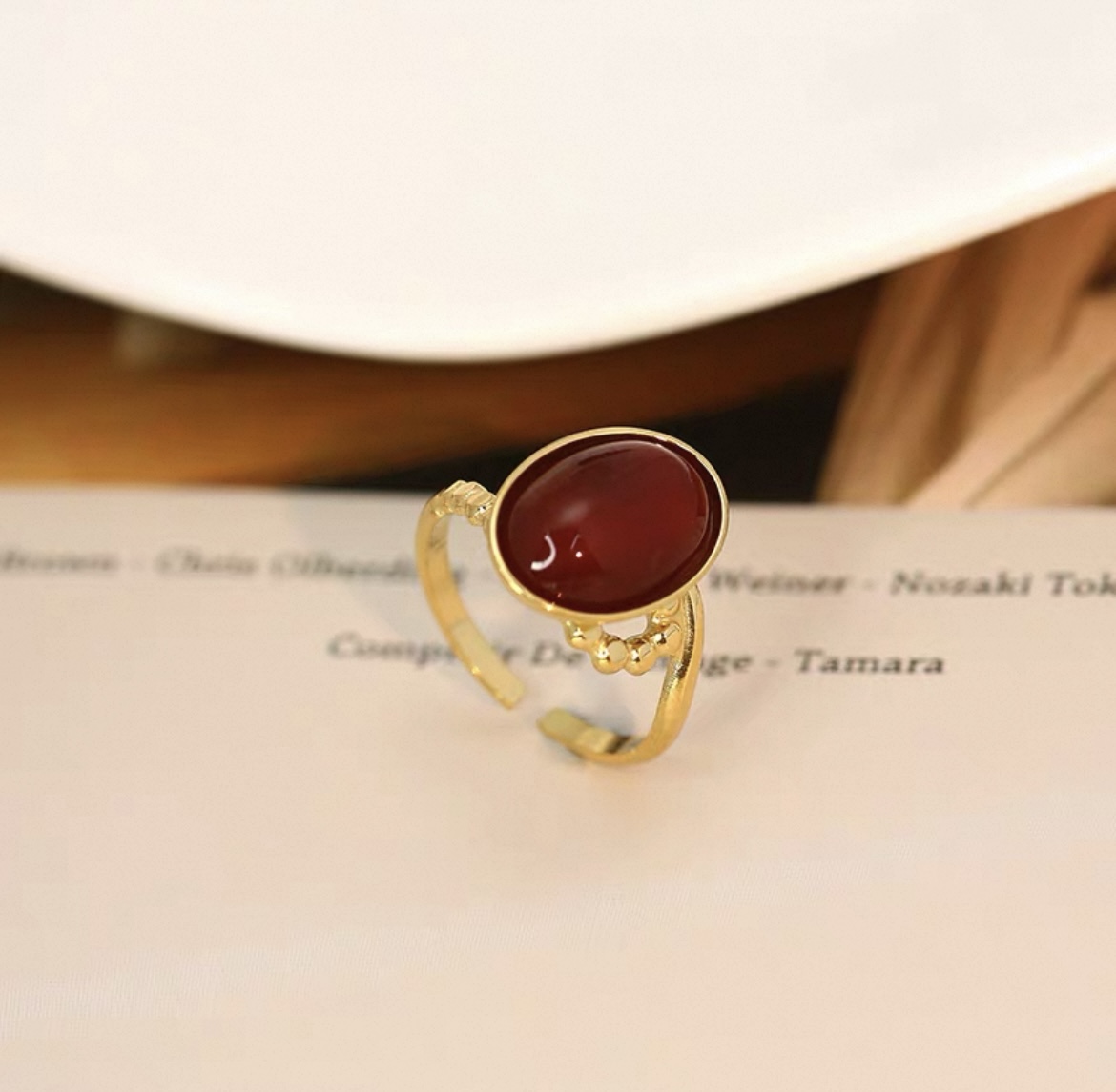 钛钢琉璃戒指 4146钛钢高级感波浪扭转红色鹅蛋开口戒指