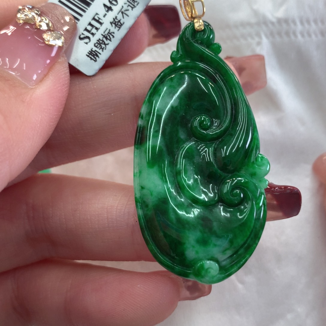 翡翠吊坠(不含链)18K金镶嵌