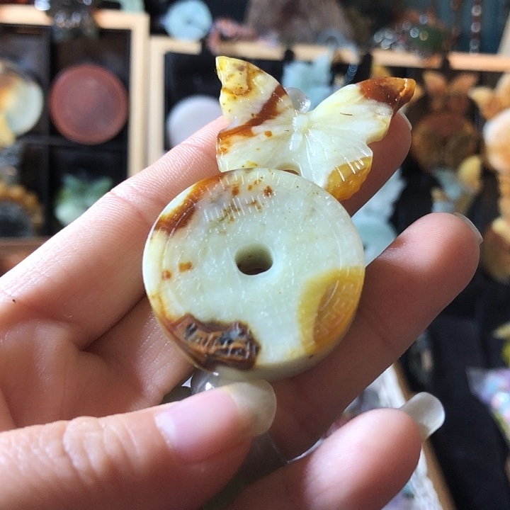岫玉未镶嵌岫玉挂件