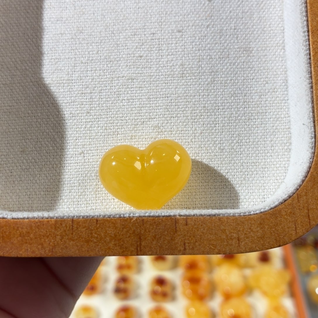 四***春蜜蜡未镶嵌裸石定制