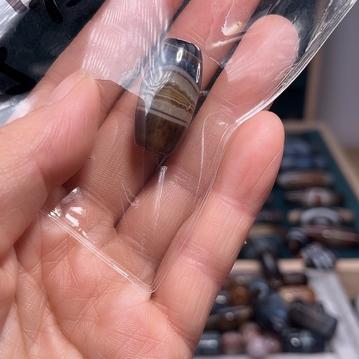 挚***爱玛瑙/玉髓合金珠宝奇石